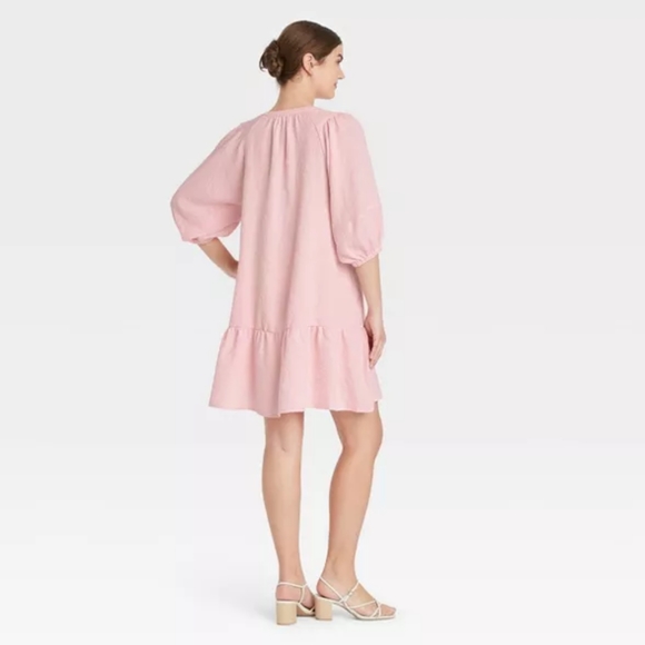 Pink puff sleeve xxl dress The Nines by HATCH Blush Jacquard Maternity Dress - Picture 3 of 10